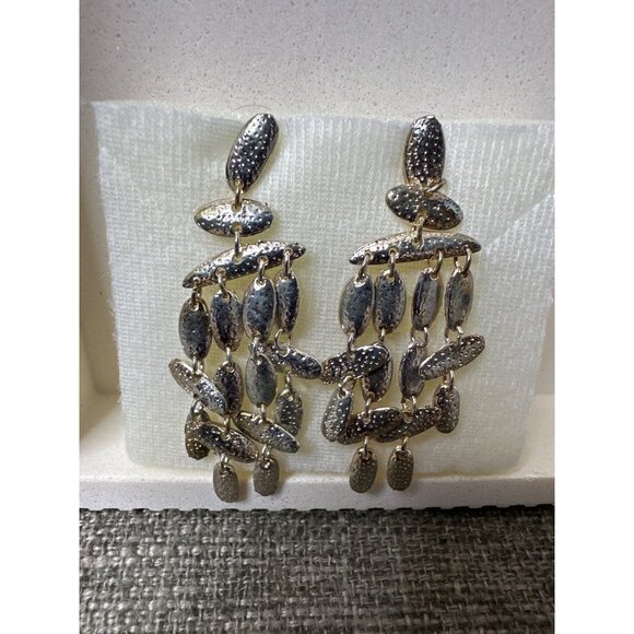 Trendsetter Dangling Pierced Earrings Silver Tone Cascading Leaf Design Fashion - Picture 2 of 3